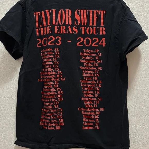 Taylor Swift | The Eras Tour Evermore Era Photo Black T-Shirt Size Large - Picture 2 of 4